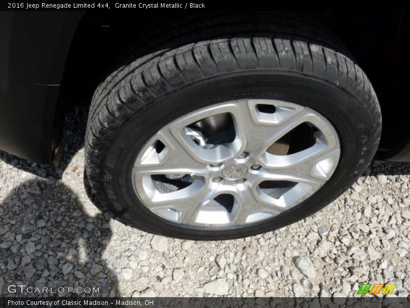 Granite Crystal Metallic / Black 2016 Jeep Renegade Limited 4x4