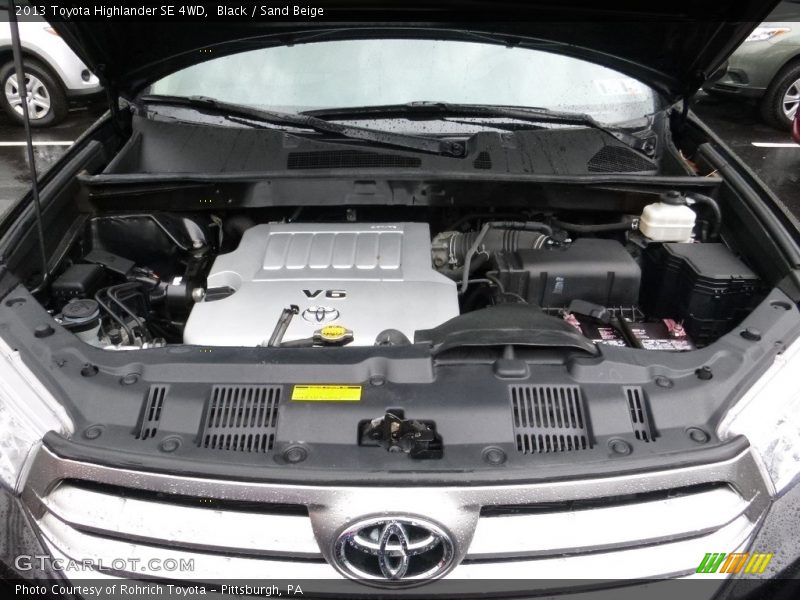 Black / Sand Beige 2013 Toyota Highlander SE 4WD
