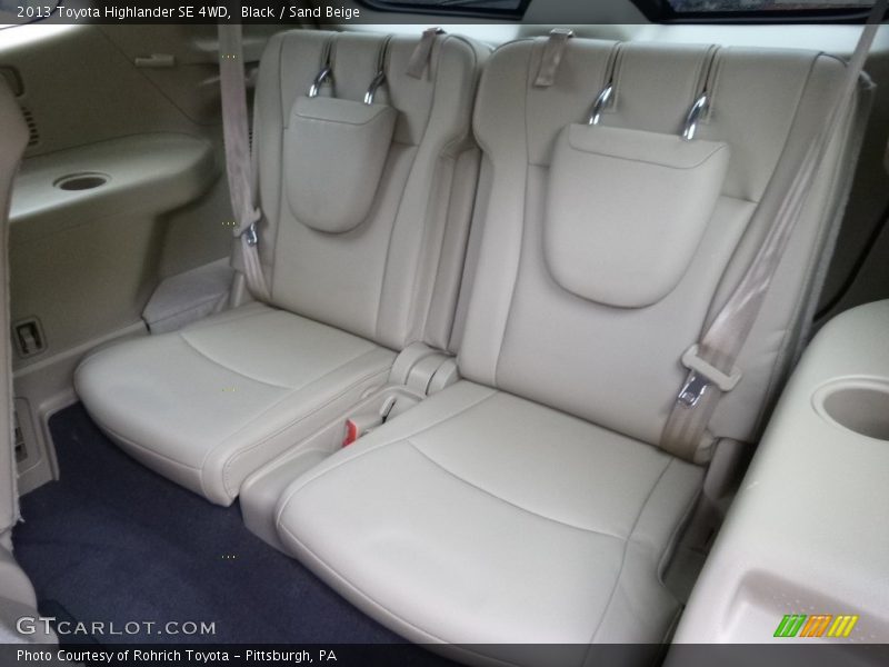 Black / Sand Beige 2013 Toyota Highlander SE 4WD