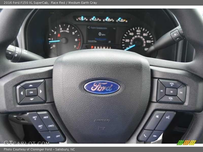 Race Red / Medium Earth Gray 2016 Ford F150 XL SuperCab