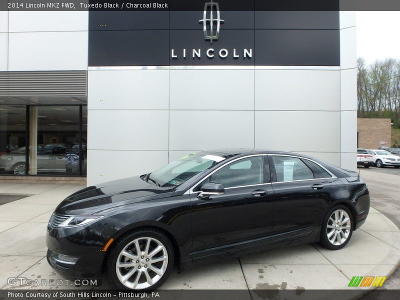 Tuxedo Black / Charcoal Black 2014 Lincoln MKZ FWD