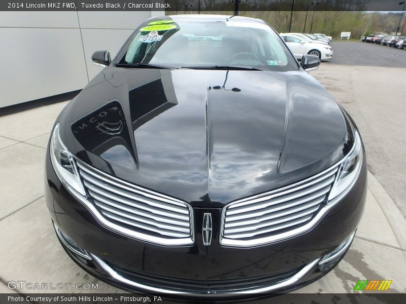 Tuxedo Black / Charcoal Black 2014 Lincoln MKZ FWD