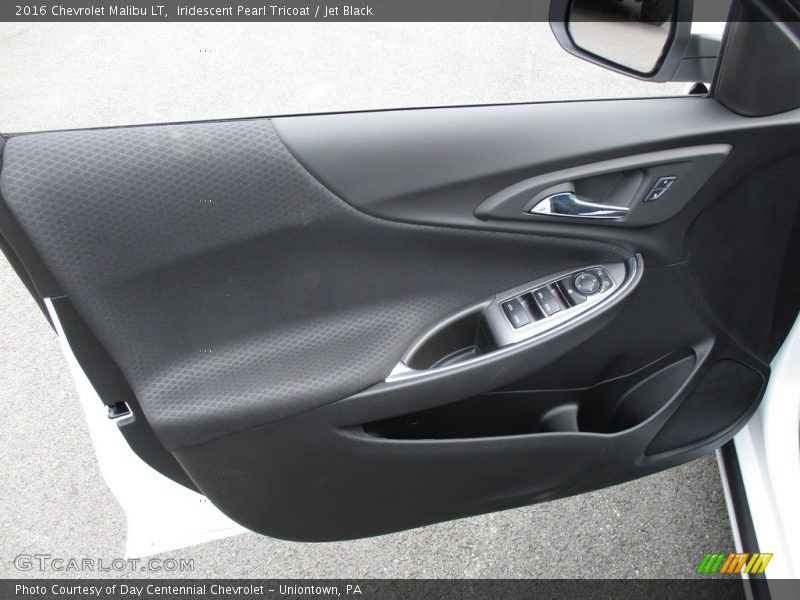 Iridescent Pearl Tricoat / Jet Black 2016 Chevrolet Malibu LT
