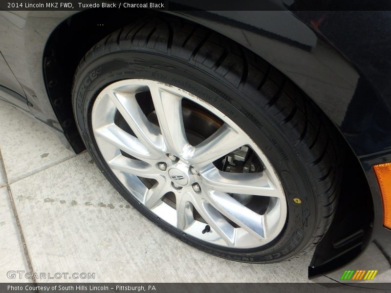 Tuxedo Black / Charcoal Black 2014 Lincoln MKZ FWD