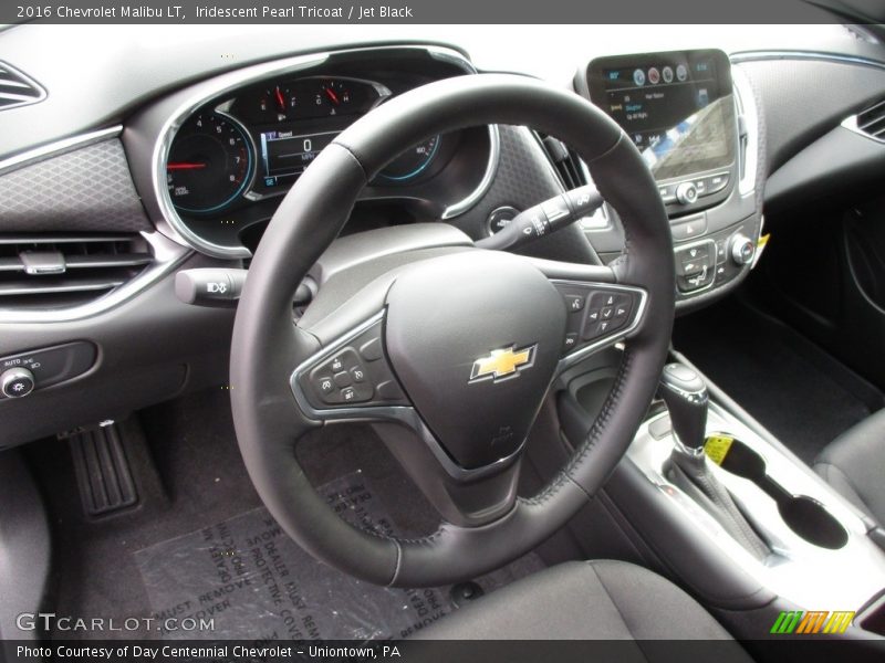 Iridescent Pearl Tricoat / Jet Black 2016 Chevrolet Malibu LT