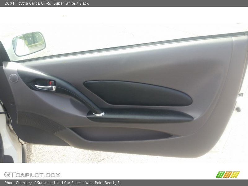 Super White / Black 2001 Toyota Celica GT-S