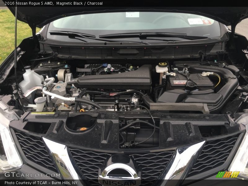 Magnetic Black / Charcoal 2016 Nissan Rogue S AWD