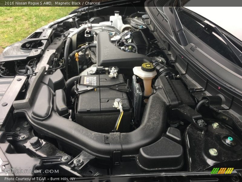 Magnetic Black / Charcoal 2016 Nissan Rogue S AWD