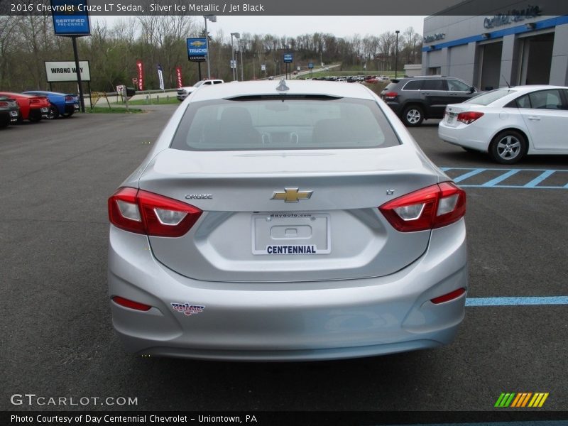 Silver Ice Metallic / Jet Black 2016 Chevrolet Cruze LT Sedan