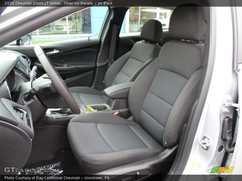 Silver Ice Metallic / Jet Black 2016 Chevrolet Cruze LT Sedan