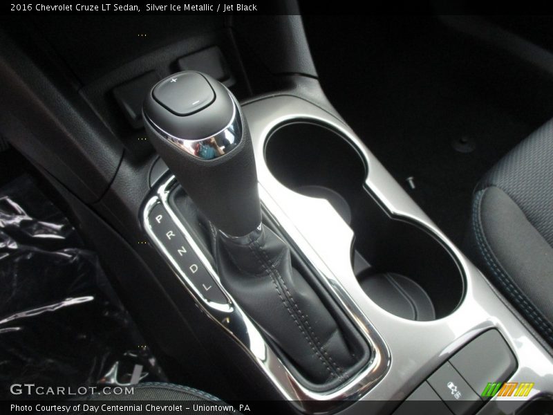 Silver Ice Metallic / Jet Black 2016 Chevrolet Cruze LT Sedan
