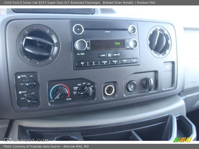 Brilliant Silver Metallic / Medium Flint 2009 Ford E Series Van E350 Super Duty XLT Extended Passenger