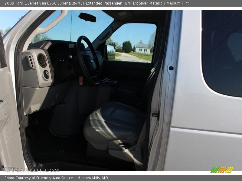 Brilliant Silver Metallic / Medium Flint 2009 Ford E Series Van E350 Super Duty XLT Extended Passenger