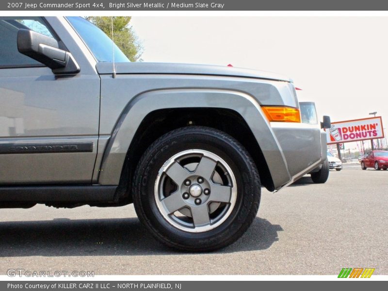 Bright Silver Metallic / Medium Slate Gray 2007 Jeep Commander Sport 4x4