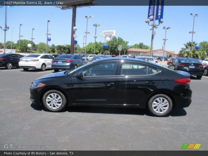 Black / Gray 2017 Hyundai Elantra SE