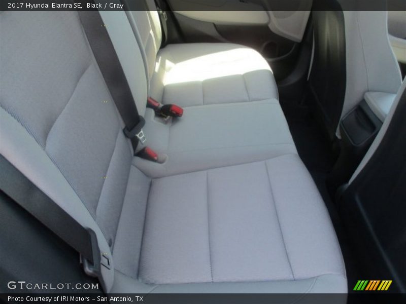 Black / Gray 2017 Hyundai Elantra SE
