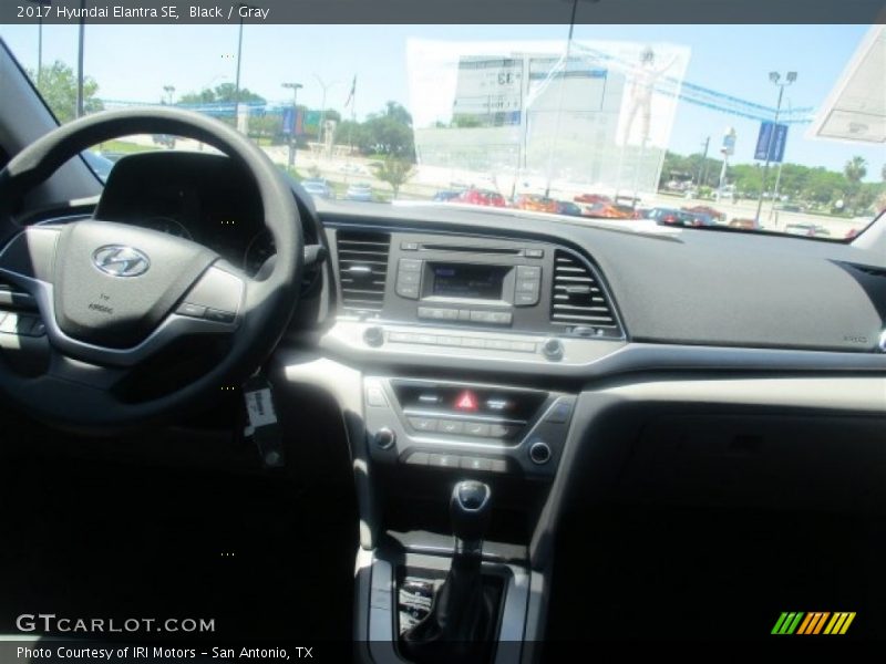 Black / Gray 2017 Hyundai Elantra SE