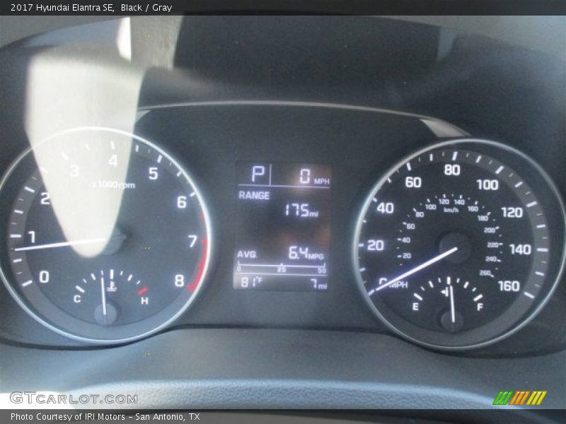 Black / Gray 2017 Hyundai Elantra SE