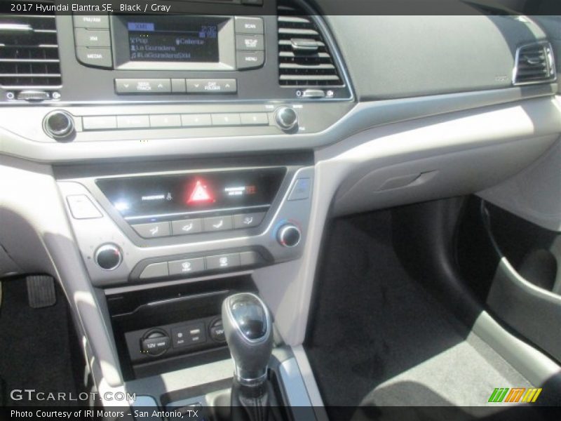 Black / Gray 2017 Hyundai Elantra SE