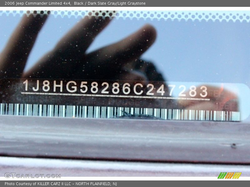 Black / Dark Slate Gray/Light Graystone 2006 Jeep Commander Limited 4x4