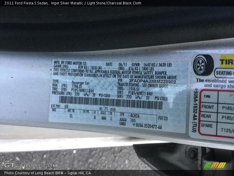 Ingot Silver Metallic / Light Stone/Charcoal Black Cloth 2011 Ford Fiesta S Sedan