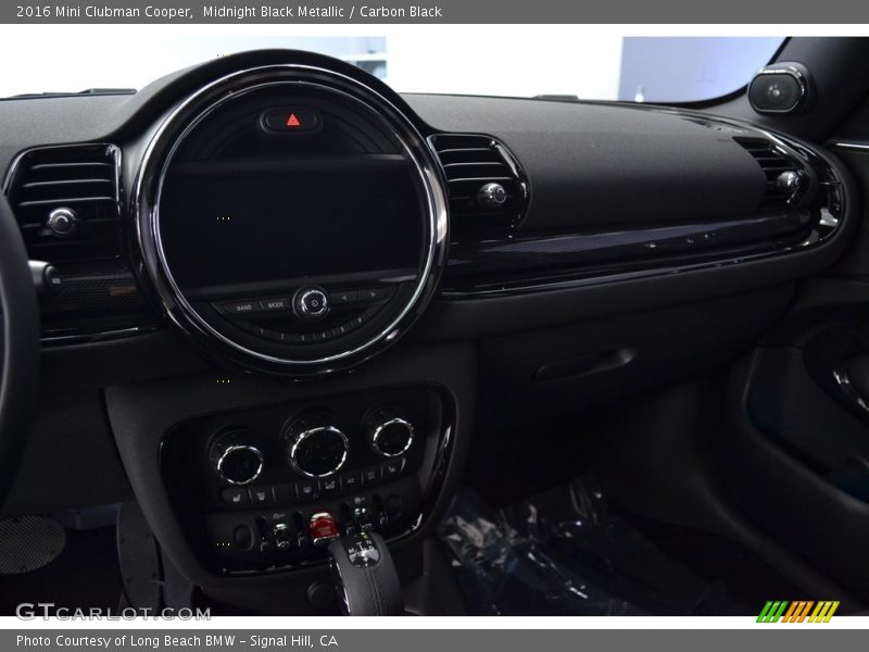 Midnight Black Metallic / Carbon Black 2016 Mini Clubman Cooper