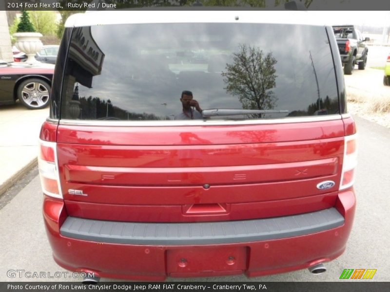 Ruby Red / Dune 2014 Ford Flex SEL