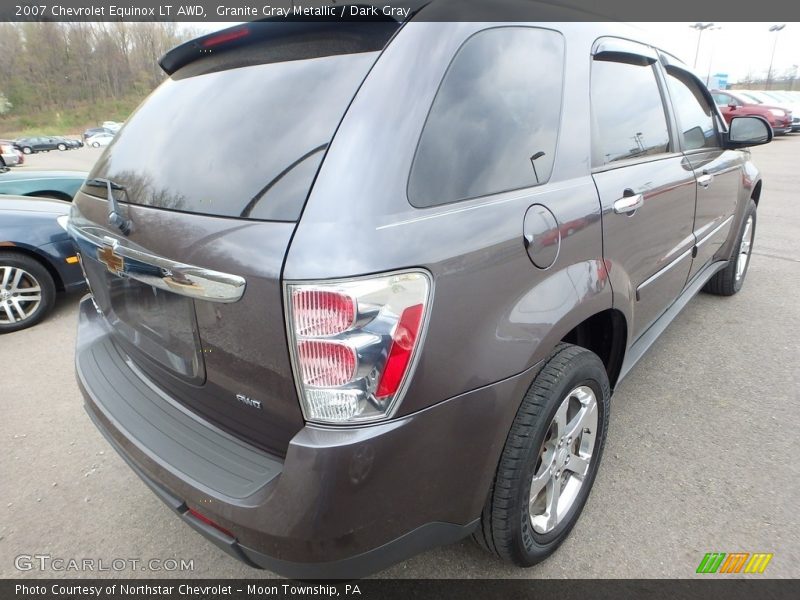 Granite Gray Metallic / Dark Gray 2007 Chevrolet Equinox LT AWD