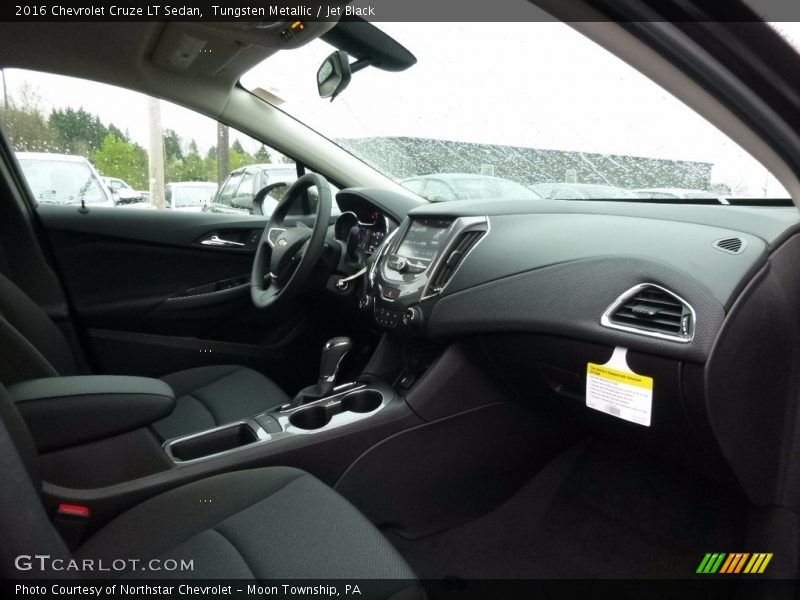 Tungsten Metallic / Jet Black 2016 Chevrolet Cruze LT Sedan