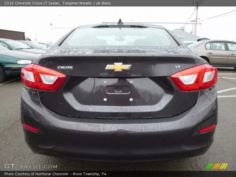 Tungsten Metallic / Jet Black 2016 Chevrolet Cruze LT Sedan