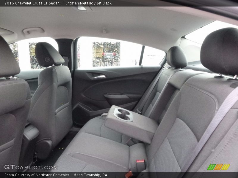 Tungsten Metallic / Jet Black 2016 Chevrolet Cruze LT Sedan
