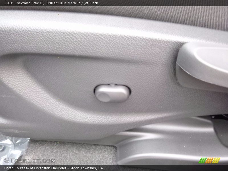 Brilliant Blue Metallic / Jet Black 2016 Chevrolet Trax LS