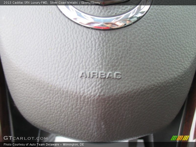 Silver Coast Metallic / Ebony/Ebony 2013 Cadillac SRX Luxury FWD