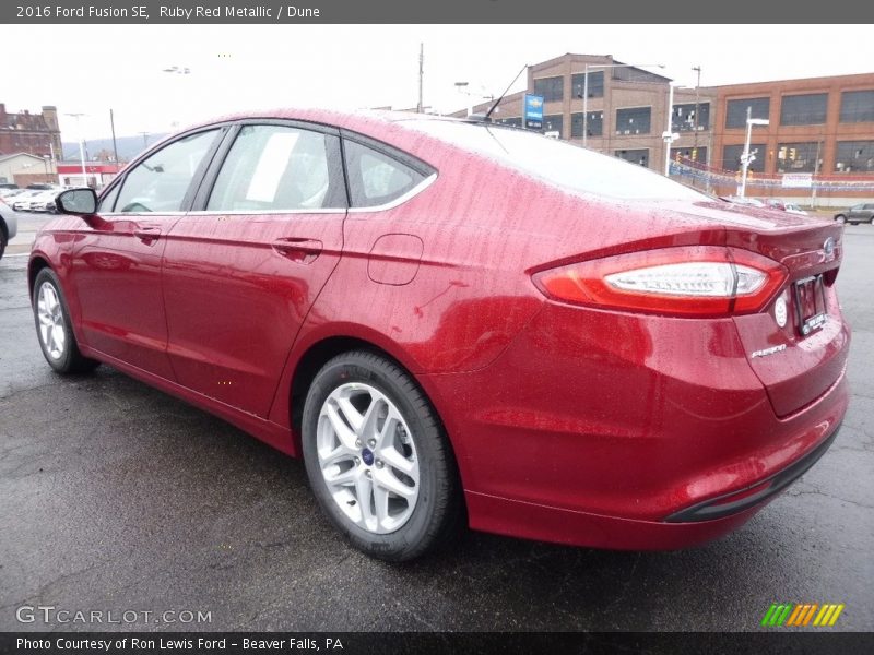 Ruby Red Metallic / Dune 2016 Ford Fusion SE
