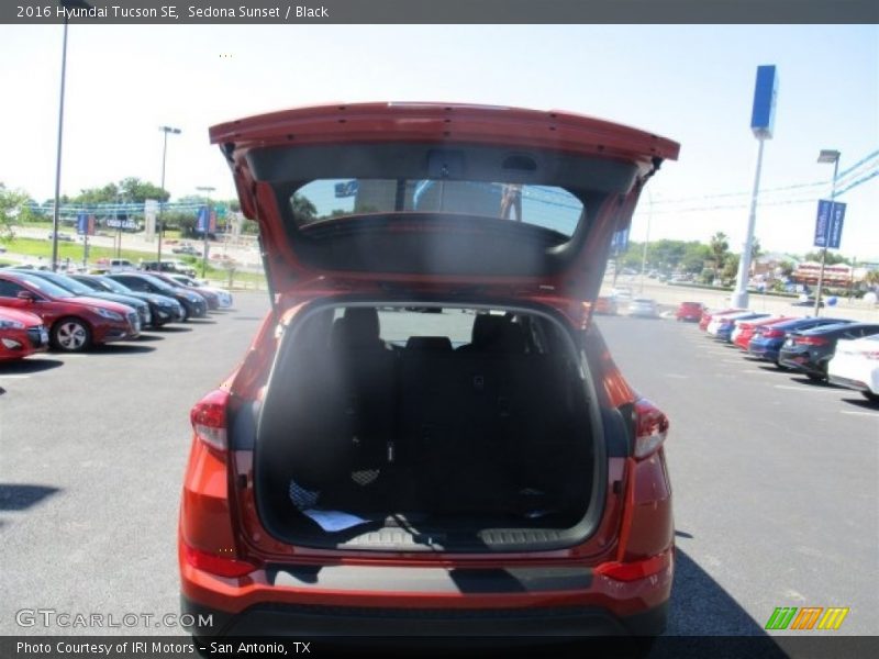 Sedona Sunset / Black 2016 Hyundai Tucson SE