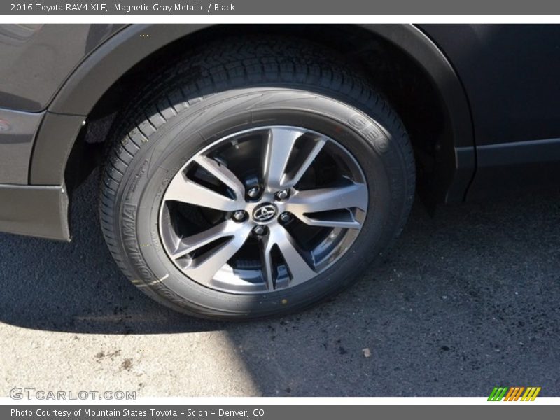 Magnetic Gray Metallic / Black 2016 Toyota RAV4 XLE