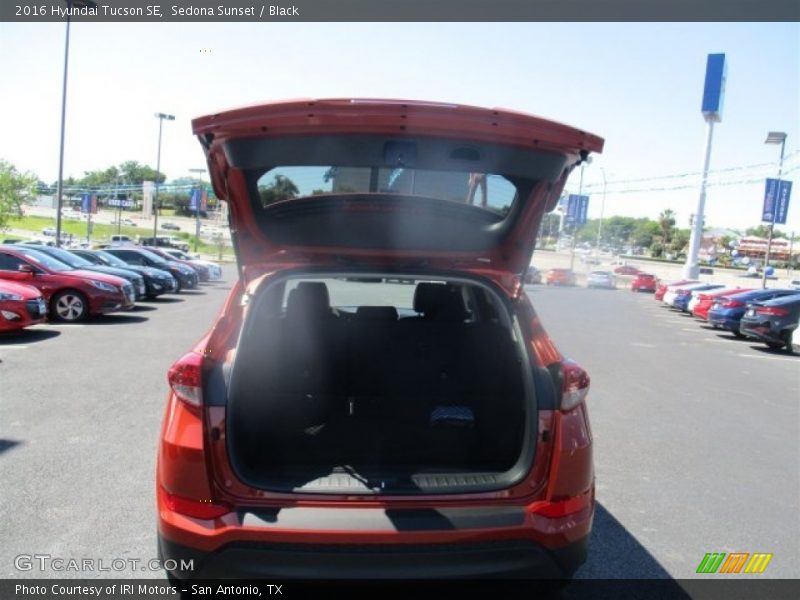 Sedona Sunset / Black 2016 Hyundai Tucson SE