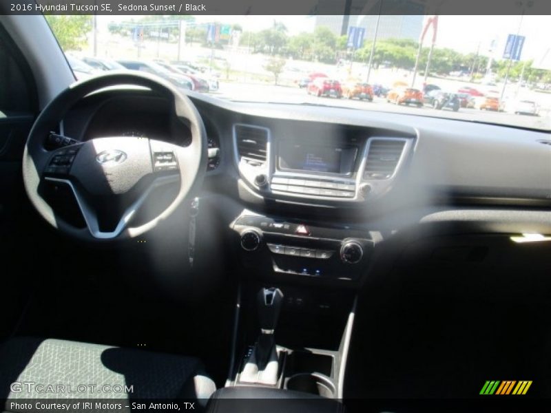 Sedona Sunset / Black 2016 Hyundai Tucson SE