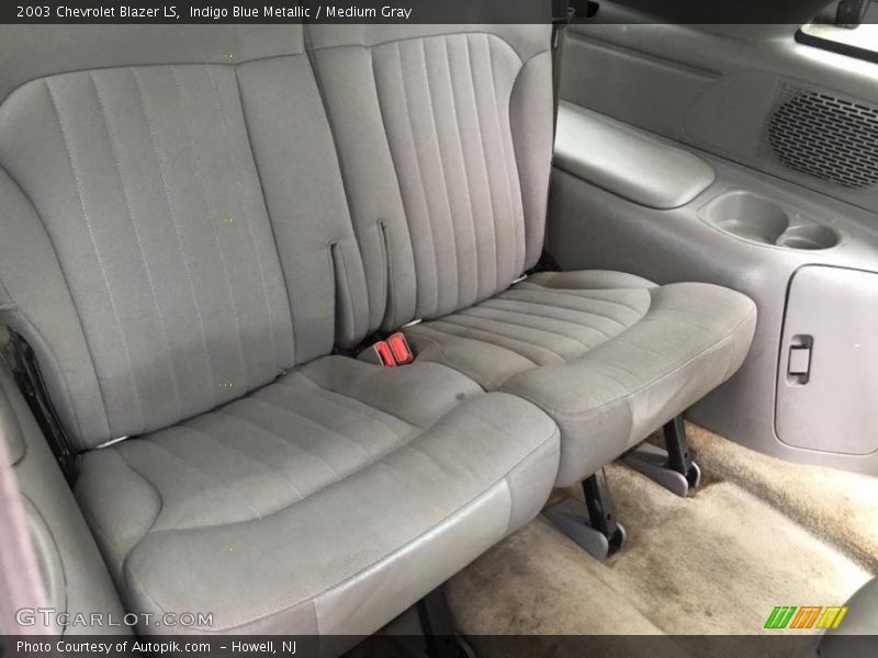 Indigo Blue Metallic / Medium Gray 2003 Chevrolet Blazer LS