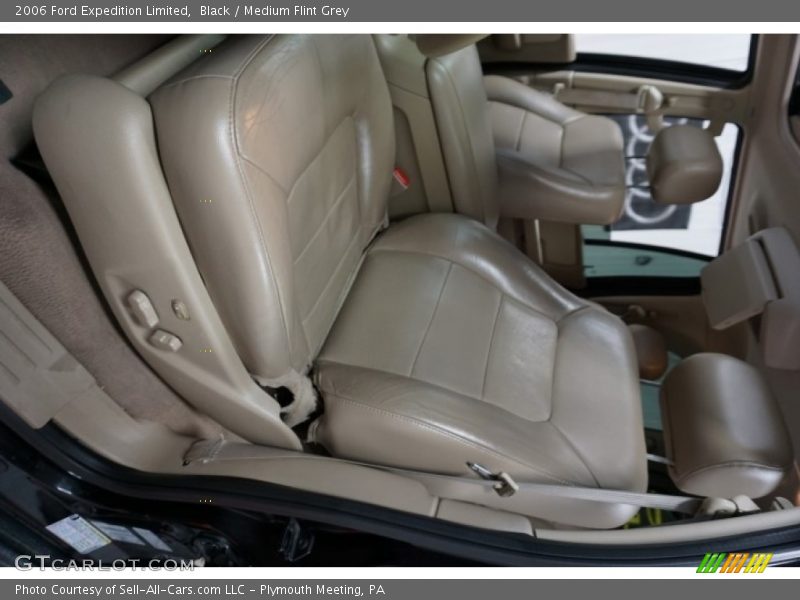 Black / Medium Flint Grey 2006 Ford Expedition Limited