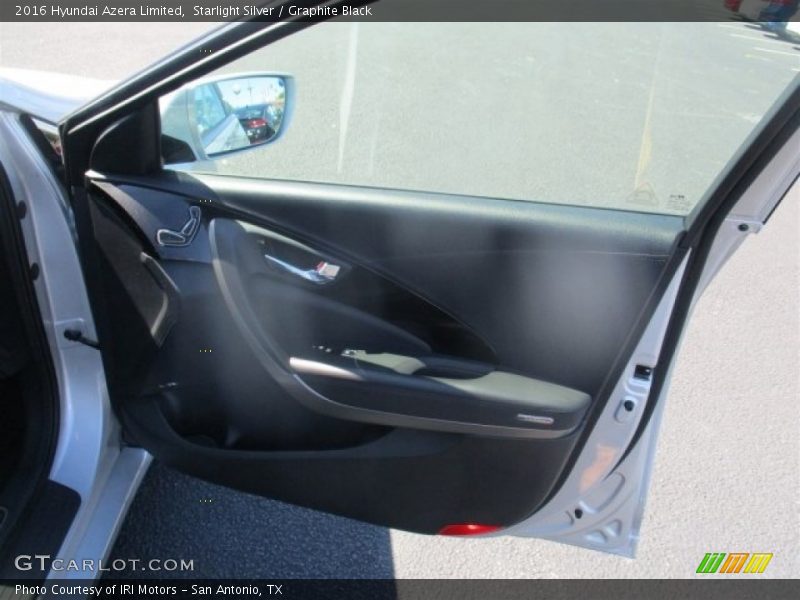 Starlight Silver / Graphite Black 2016 Hyundai Azera Limited
