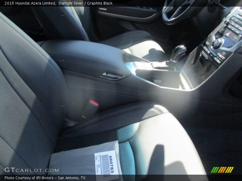 Starlight Silver / Graphite Black 2016 Hyundai Azera Limited