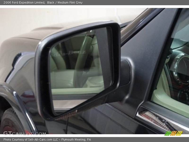 Black / Medium Flint Grey 2006 Ford Expedition Limited