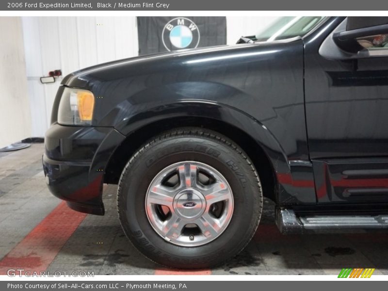 Black / Medium Flint Grey 2006 Ford Expedition Limited
