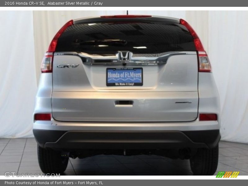 Alabaster Silver Metallic / Gray 2016 Honda CR-V SE