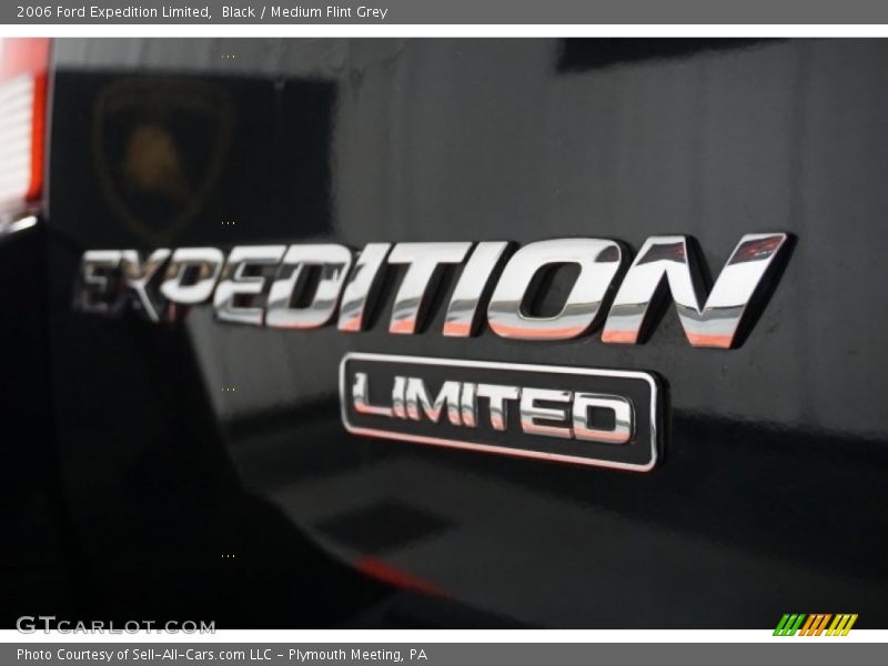 Black / Medium Flint Grey 2006 Ford Expedition Limited