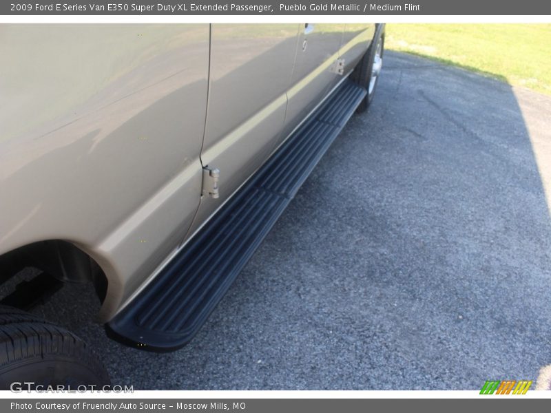 Pueblo Gold Metallic / Medium Flint 2009 Ford E Series Van E350 Super Duty XL Extended Passenger