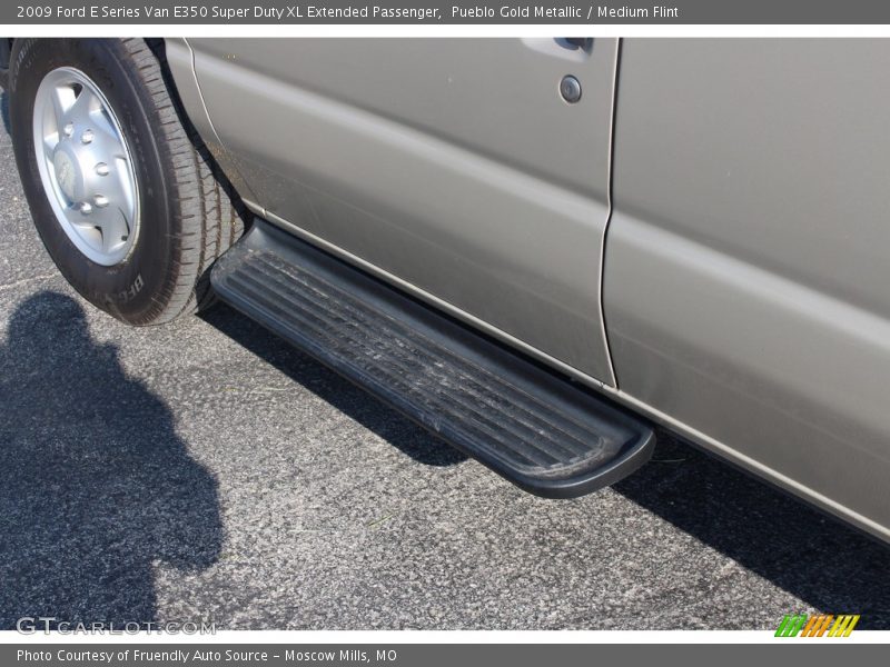 Pueblo Gold Metallic / Medium Flint 2009 Ford E Series Van E350 Super Duty XL Extended Passenger