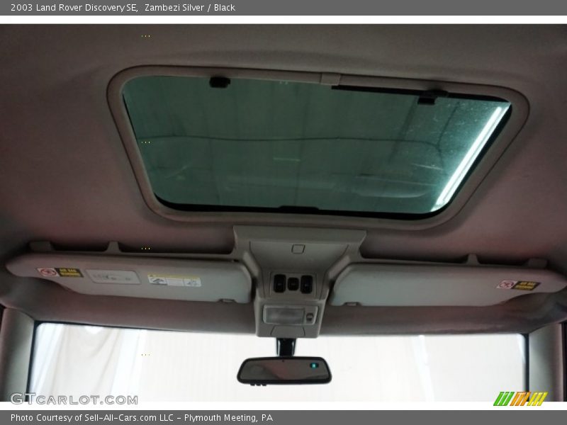 Zambezi Silver / Black 2003 Land Rover Discovery SE
