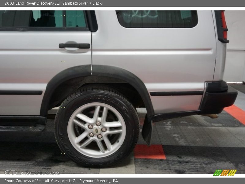 Zambezi Silver / Black 2003 Land Rover Discovery SE